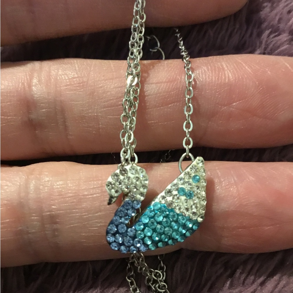 NWOT Swarovski Crystal Swan Necklace